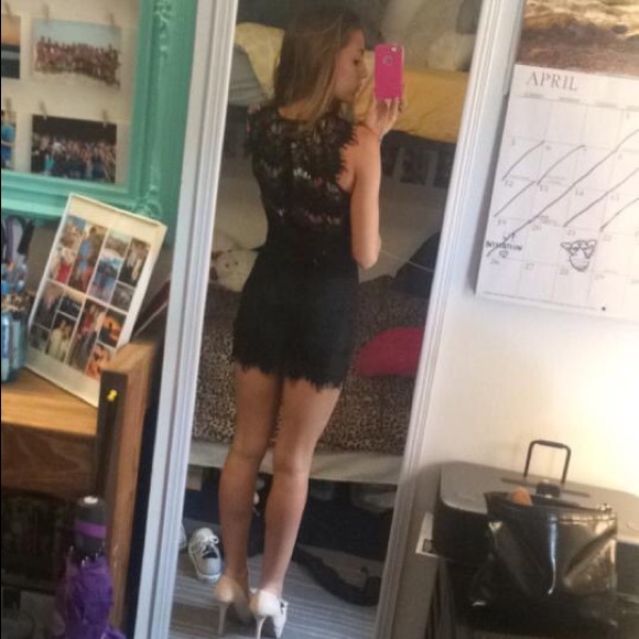 TOBI Black Lace Dress - Picture 3 of 10